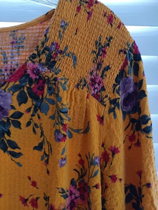 Torrid Womens Size 2 Floral Blouse Mustard Yellow Boho Smocked Top Plus Size - Picture 5 of 6